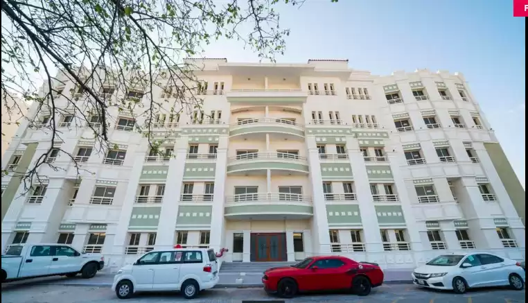 Residencial Listo Propiedad 3 dormitorios F / F Apartamento  alquiler en al-sad , Doha #7591 - 1  image 